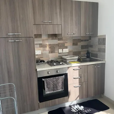 Elba Apartman *